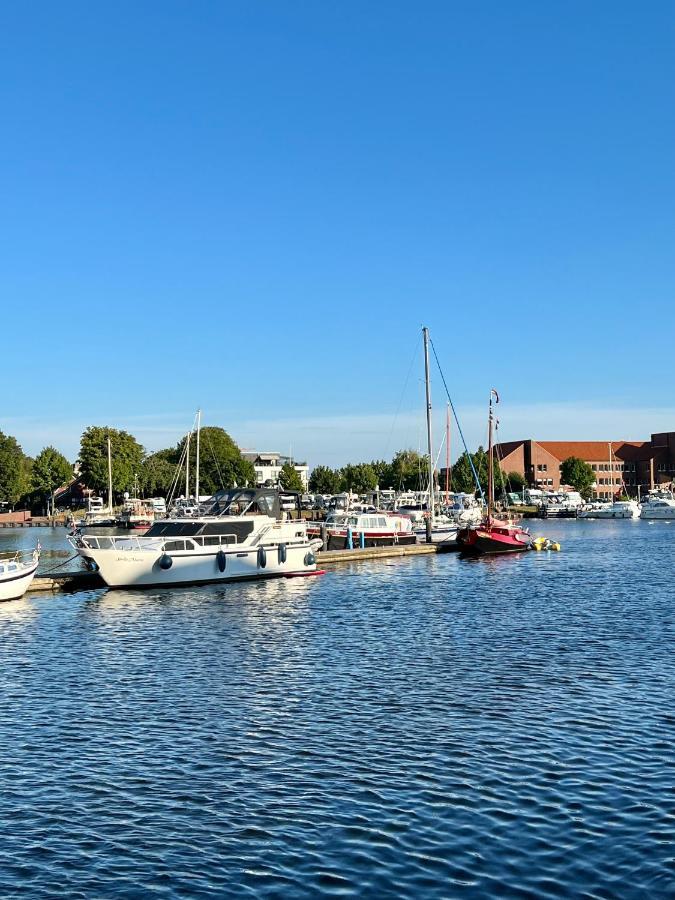Zentrales Apartment Am Hafen Inklusive Netflix! Емден Екстериор снимка