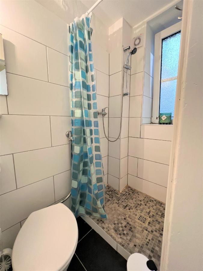 Zentrales Apartment Am Hafen Inklusive Netflix! Емден Екстериор снимка